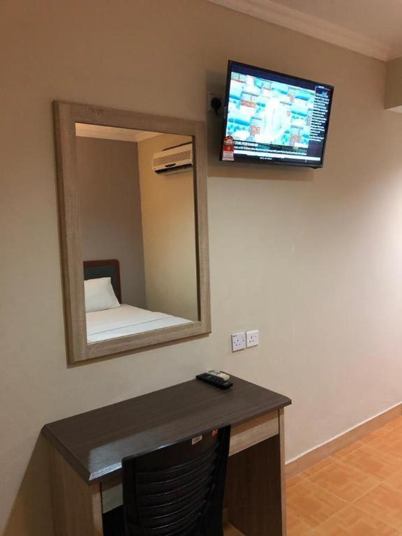 Hotel Perdana Lawas Luaran gambar
