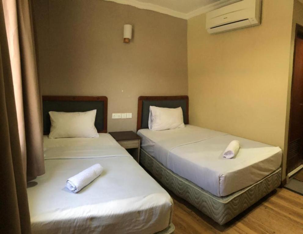 Hotel Perdana Lawas Luaran gambar