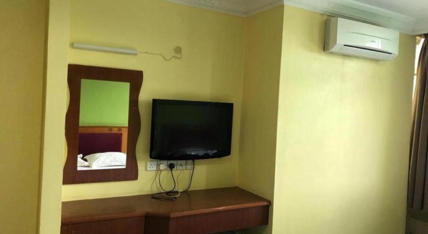 Hotel Perdana Lawas Luaran gambar