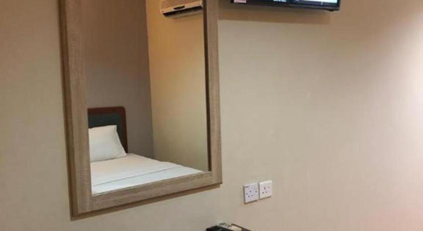 Hotel Perdana Lawas Luaran gambar