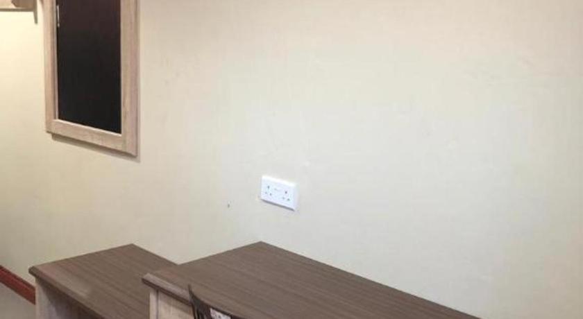 Hotel Perdana Lawas Luaran gambar